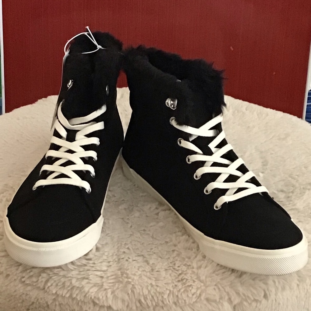 Old Navy Casual shoes